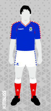 Linfield 1990 home