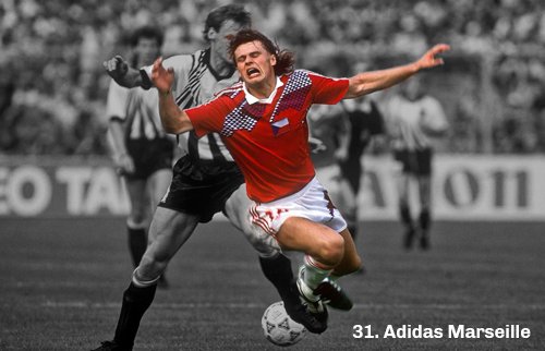 Graphic showing a picture of a player wearing Czechoslovakia's kit based on the Adidas Marseille template